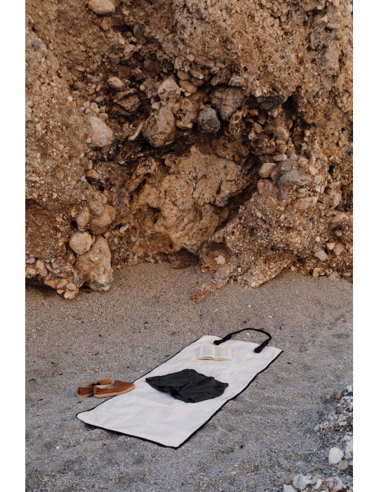 Tapis de plage Vinga Volonne toile recyclée AWARE personnalisable