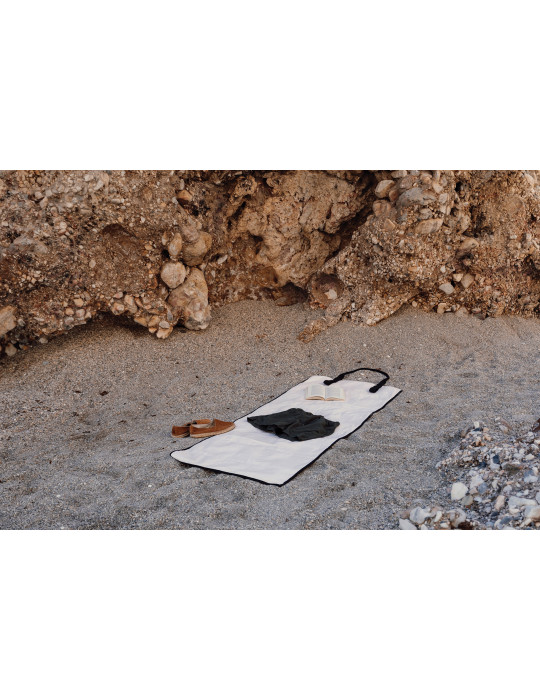 Tapis de plage Vinga Volonne toile recyclée AWARE personnalisable