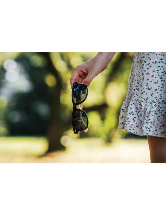 Lunettes soleil bambou et plastique RCS personnalisables