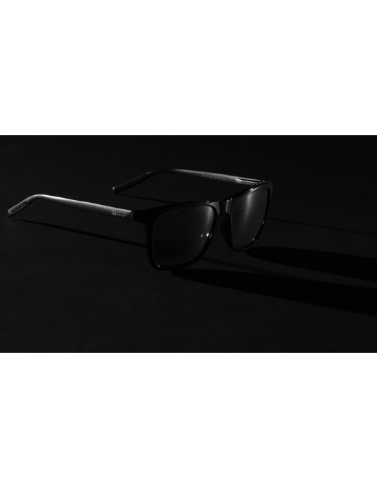 Lunettes polarisées Swiss Peak en plastique RCS personnalisables