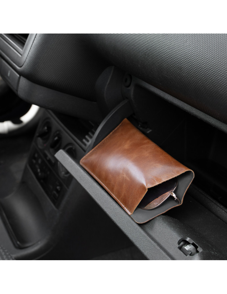 Étui à lunettes marron foncé en cuir véritable