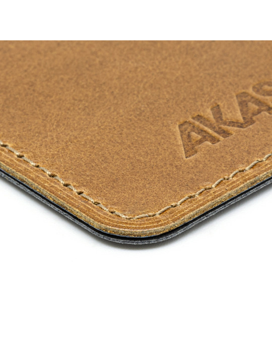 Porte-cartes folio en cuir marron clair personnalisé