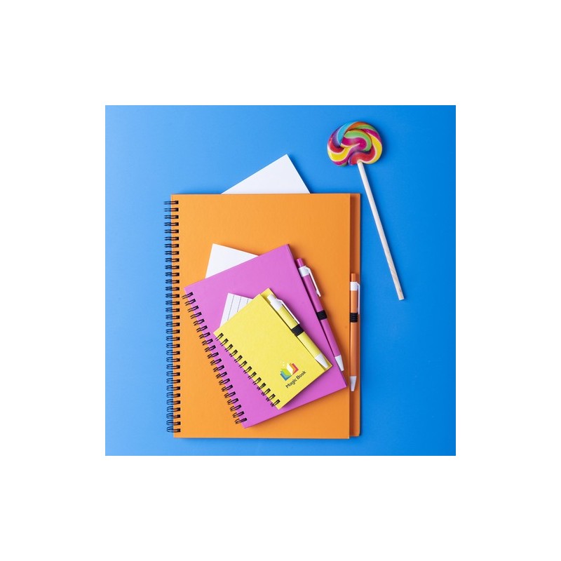 Cahier Pratique Éco-responsable Personnalisé pas cher - Tecnar Matières : carton recyclé Couleurs : rouge marquage couleur éclat
