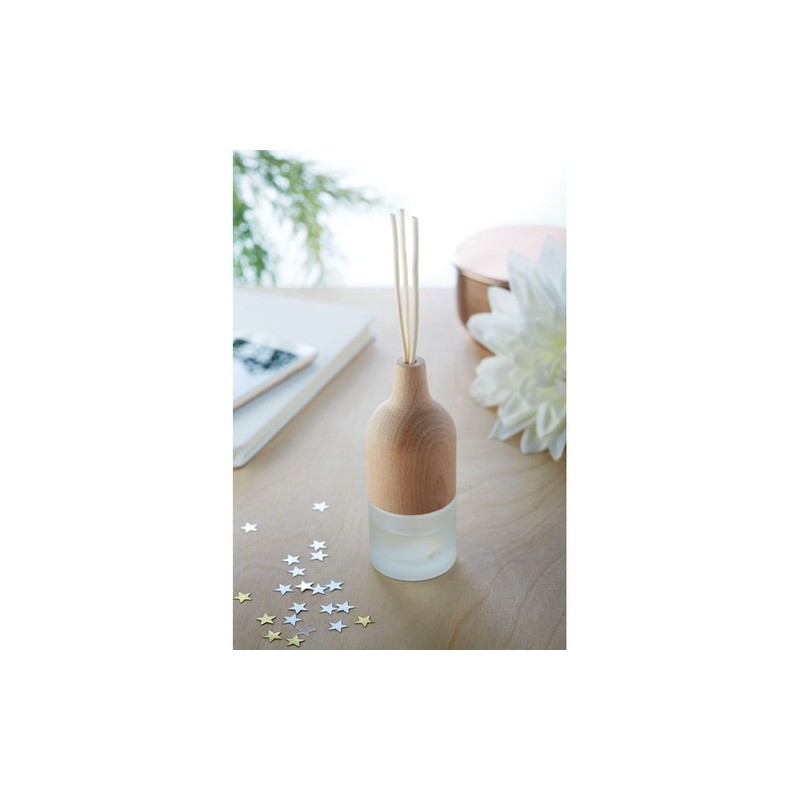 Diffuseur d'arôme personnalisé au design élégant Lilas AROMA Matières : verre Couleurs : bois goodies publicitaire événementiel