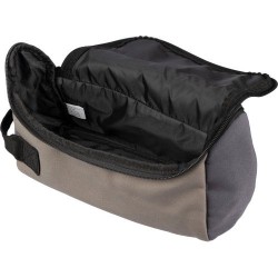 Trousse de toilette  en polyester pas cher Niklas Matières : polyester Couleurs : taupe objet promotionnel éco-responsable