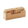 Calendrier Durable en Bambou Chic - KARENDA Matières : bambou Couleurs : bois