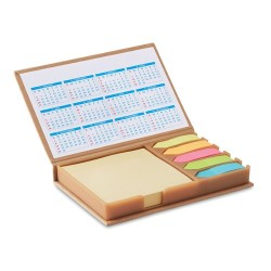 Set de bureau pratique avec calendrier personnalisé MEMOCALENDAR Matières : papier Couleurs : beige