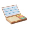 Set de bureau pratique avec calendrier personnalisé MEMOCALENDAR Matières : papier Couleurs : beige