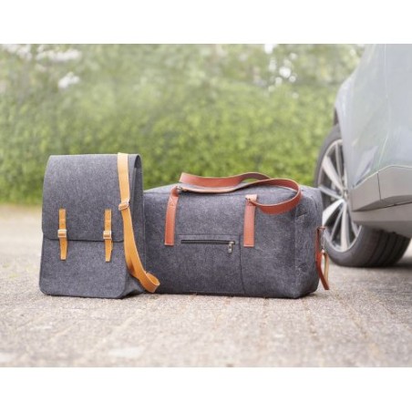 Sac de voyage personnalisé en feutre rPET  Natalie Matières : PET recyclé Couleurs : gris impression logo haute qualité