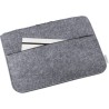 Pochette  en feutre rPET pour ordinateur personnalisée Emilia Matières : PET recyclé Couleurs : gris goodies publicitaire événem