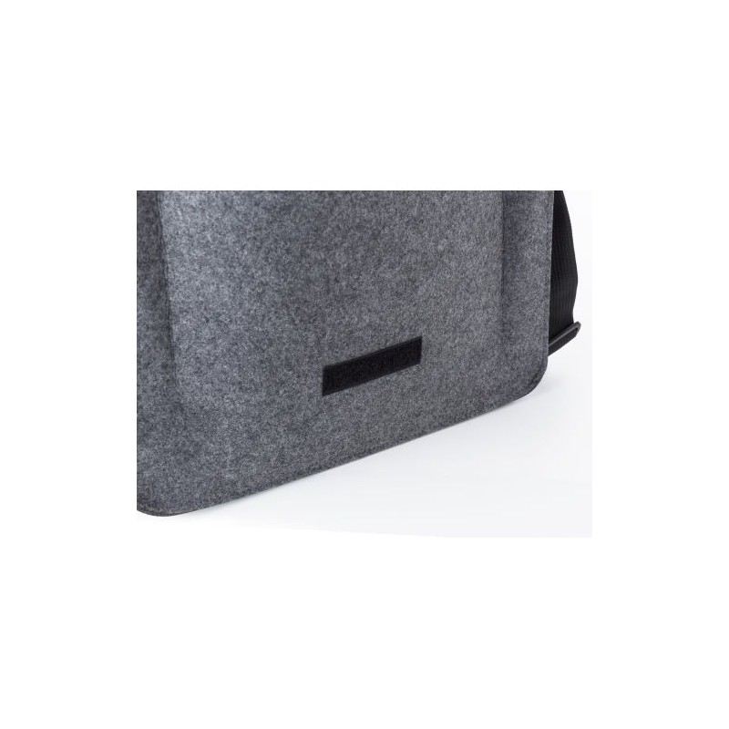Sacoche  en feutre rPET pour ordinateur Layla Matières : PET recyclé Couleurs : gris cadeau collaborateur premium