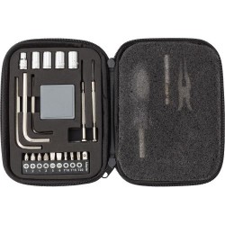 Boîte à outils  de 23 pièces dans un étui zippé en PU Lani Matières : polyester Couleurs : noir cadeau entreprise pas cher