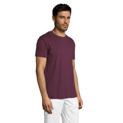 T-shirt Personnalisé 150g REGENT Matières : coton Taille textile : L Couleurs : bordeaux objet publicitaire robuste