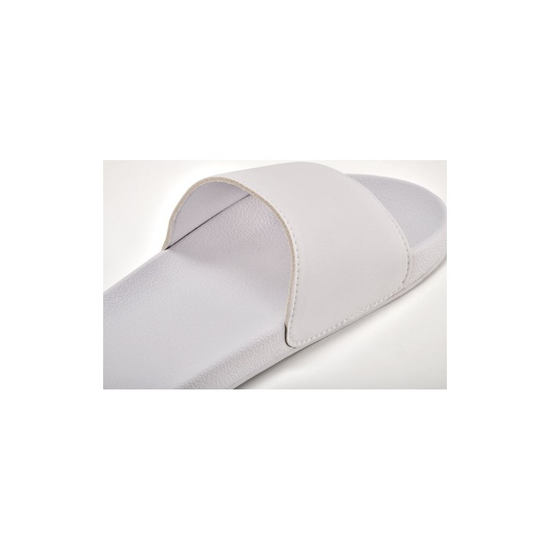 Claquettes antidérapantes personnalisées 46/47 pas cher KOLAM Matières : EVA Couleurs : blanc personnalisation rapide en France