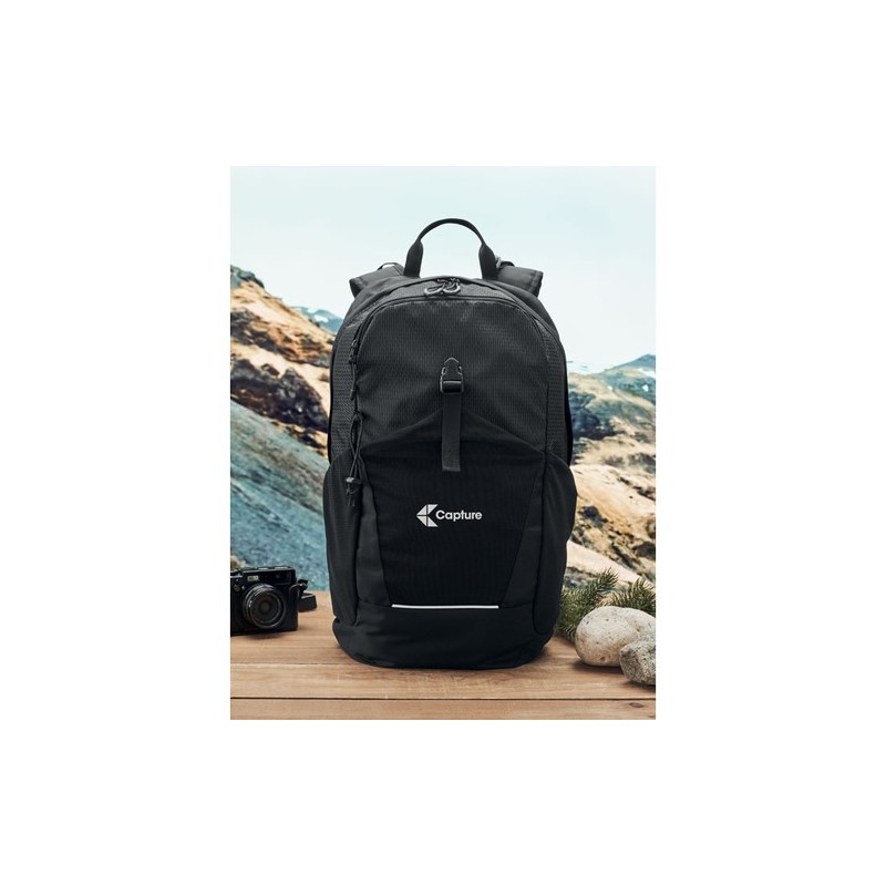 Sac à dos de randonnée personnalisé 18L  BAGGA Matières : PET Couleurs : noir marquage laser ultra précis