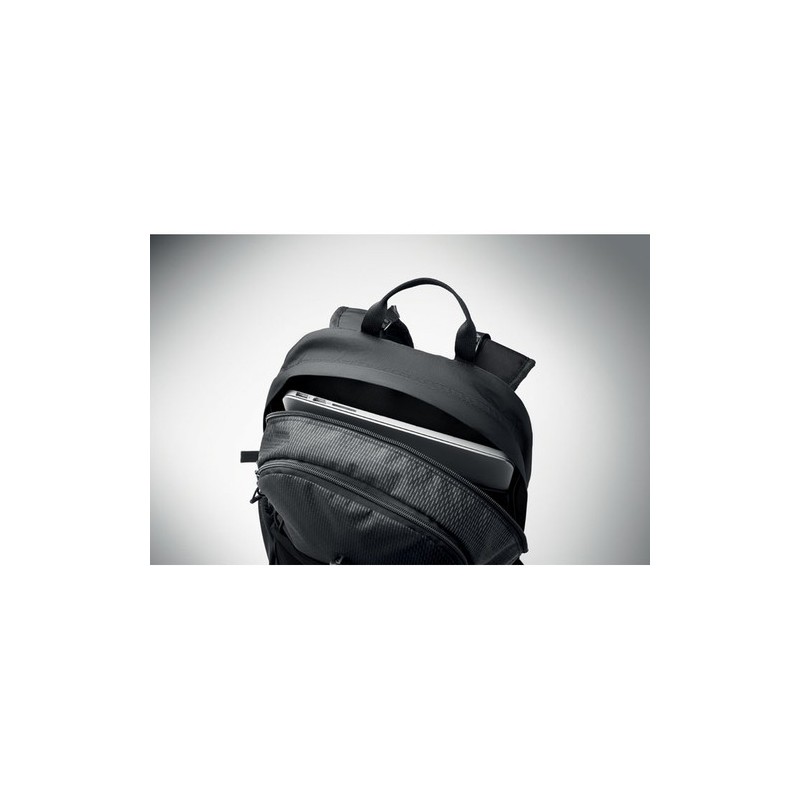 Sac à dos de randonnée personnalisé 18L  BAGGA Matières : PET Couleurs : noir goodies entreprise design
