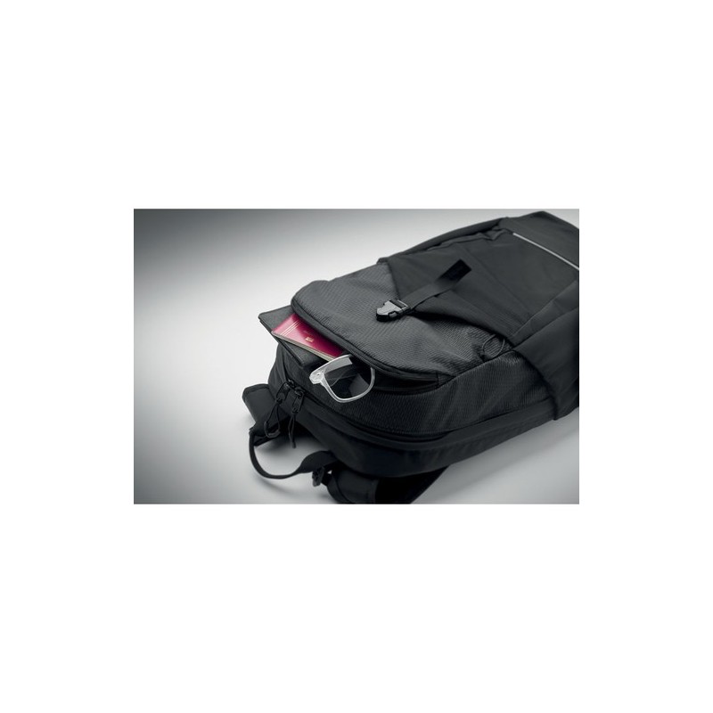 Sac à dos de randonnée personnalisé 18L  BAGGA Matières : PET Couleurs : noir impression logo haute qualité