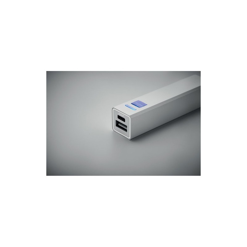 Powerbank Éco-responsable 2600 mAh Personnalisé pas cher - POWERALUC Matières : aluminium recyclé  Couleurs : argenté mat cadeau