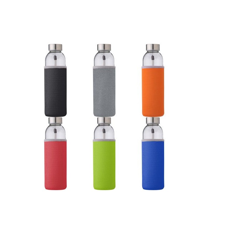 Bouteille en verre personnalisée de 500 ml avec housse Nika Matières : néoprène Couleurs : noir accessoire événementiel unique