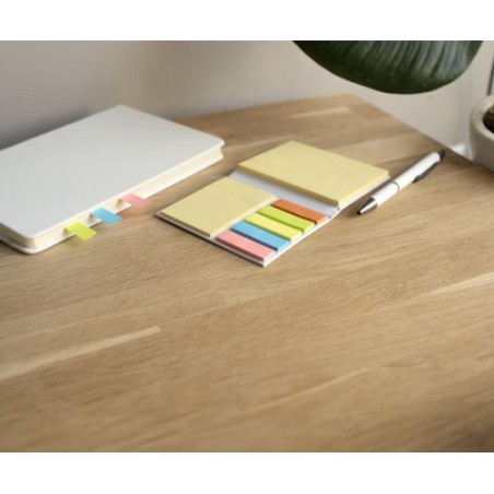 Etui pratique et coloré avec papier repositionnable Duke Matières : carton Couleurs : bleu objet promo petit budget