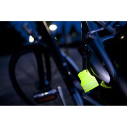 Porte-clés Réfléchissant et Personnalisable 'Gilet' Cecily Matières : métal Couleurs : jaune goodies publicitaire événementiel