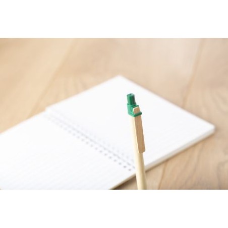  Matières : carton Couleurs : vert objet promo petit budget
